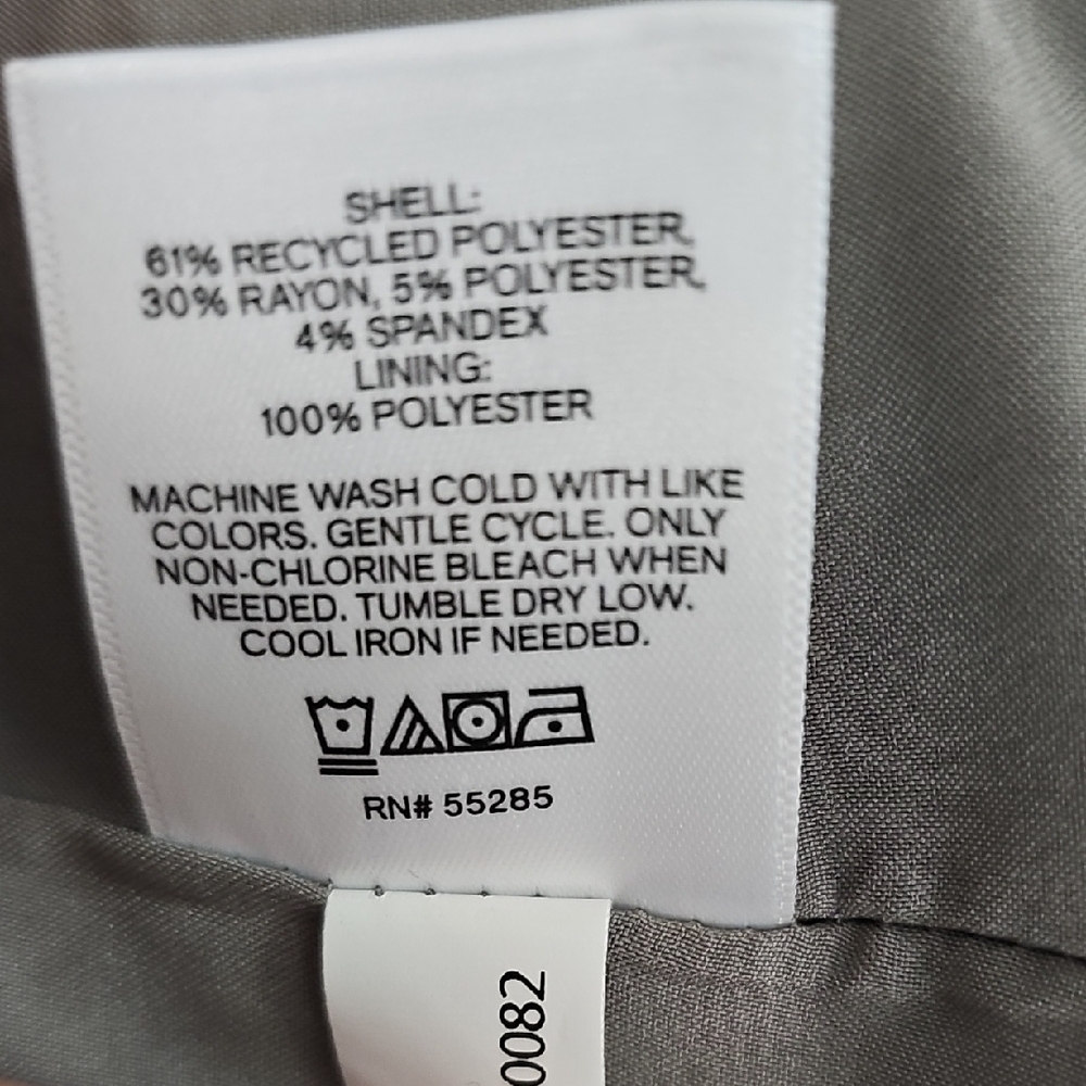 Express sz M gray plaid button-up vest - Picture 11 of 13